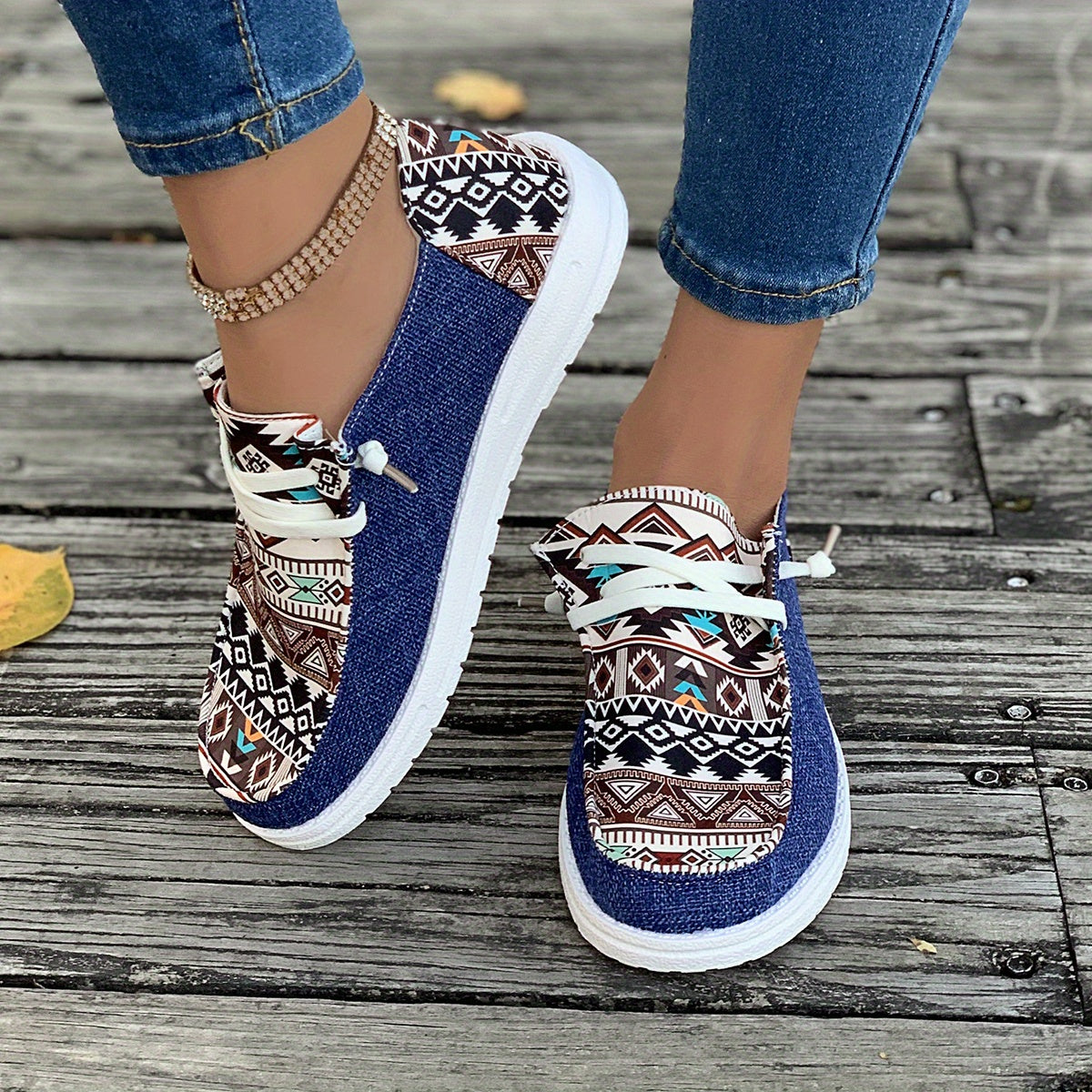 Sarah | Canvas shoes with print