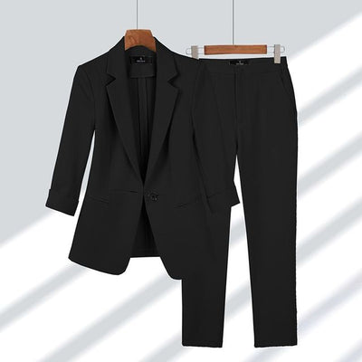 Elizabeth | Fitted blazer and trousers