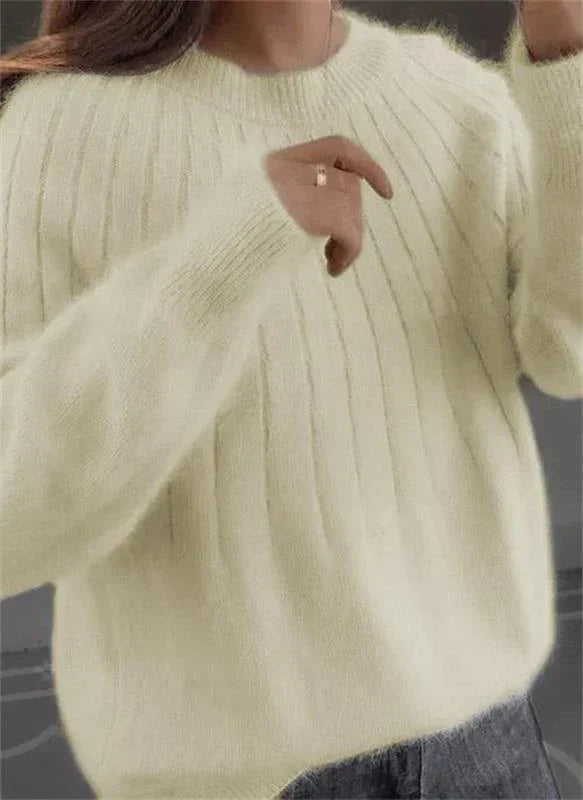 Ada | Fluffy Cashmere Knit Sweater