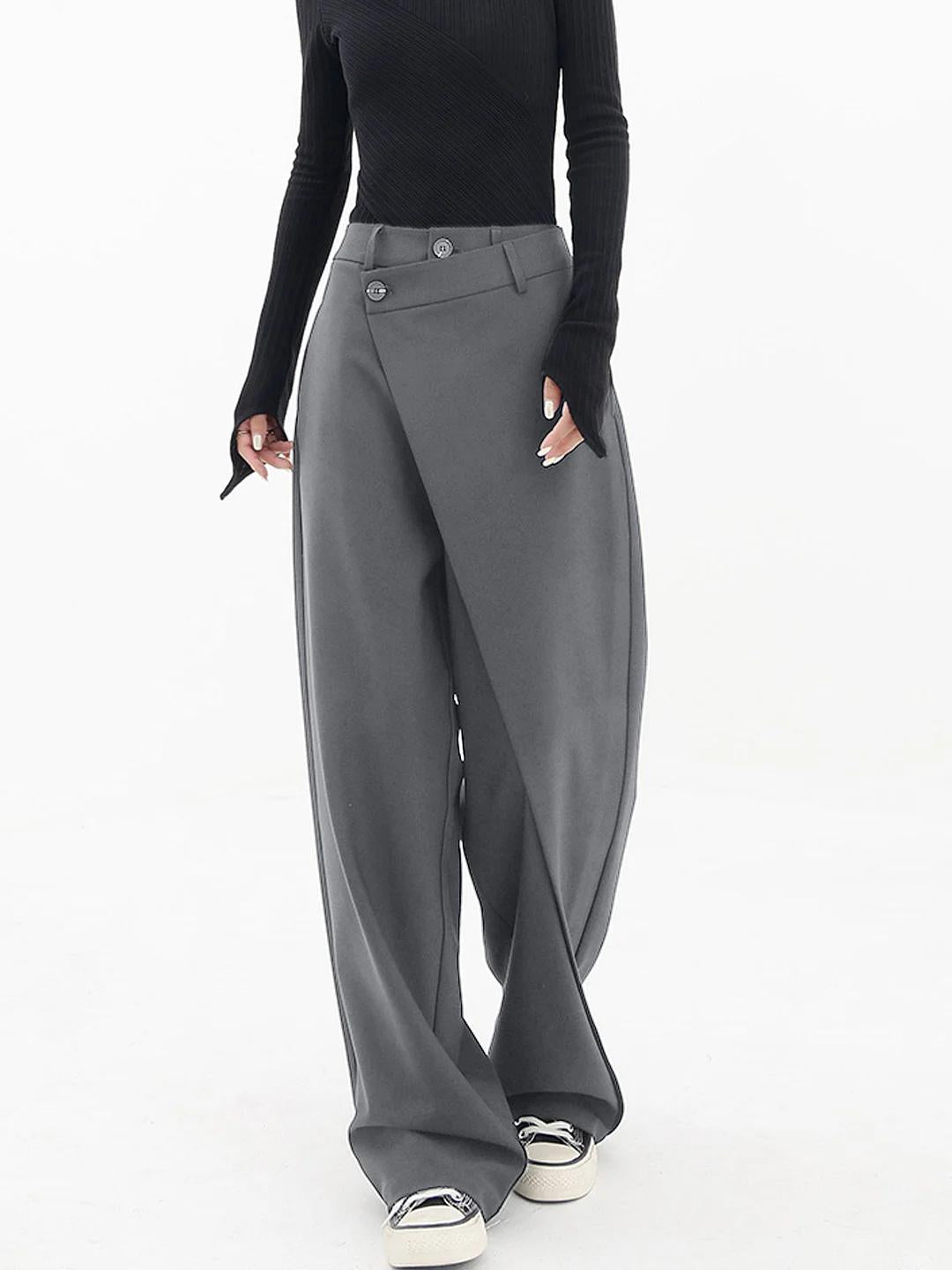 Mia | Asymmetrical baggy trousers