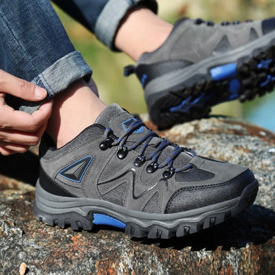 Max	| Stylish hiking boots