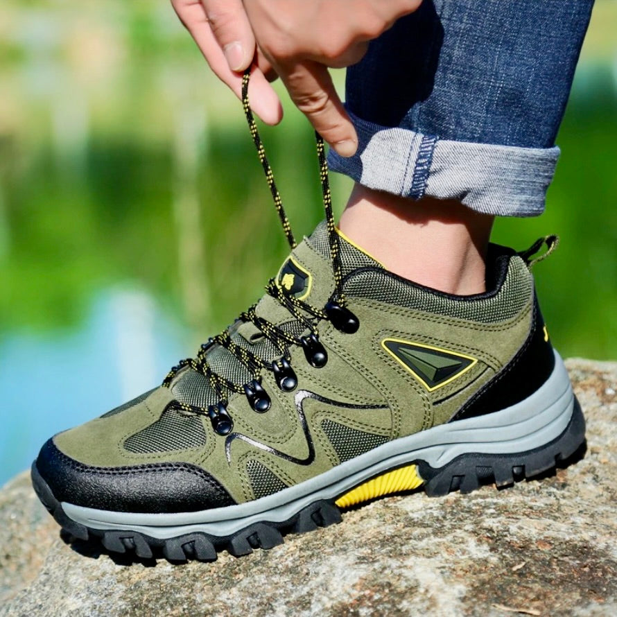 Max	| Stylish hiking boots