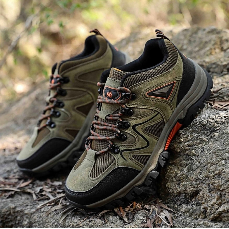 Max	| Stylish hiking boots