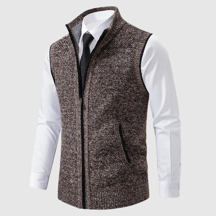 Oliver | Stylish knitted vest