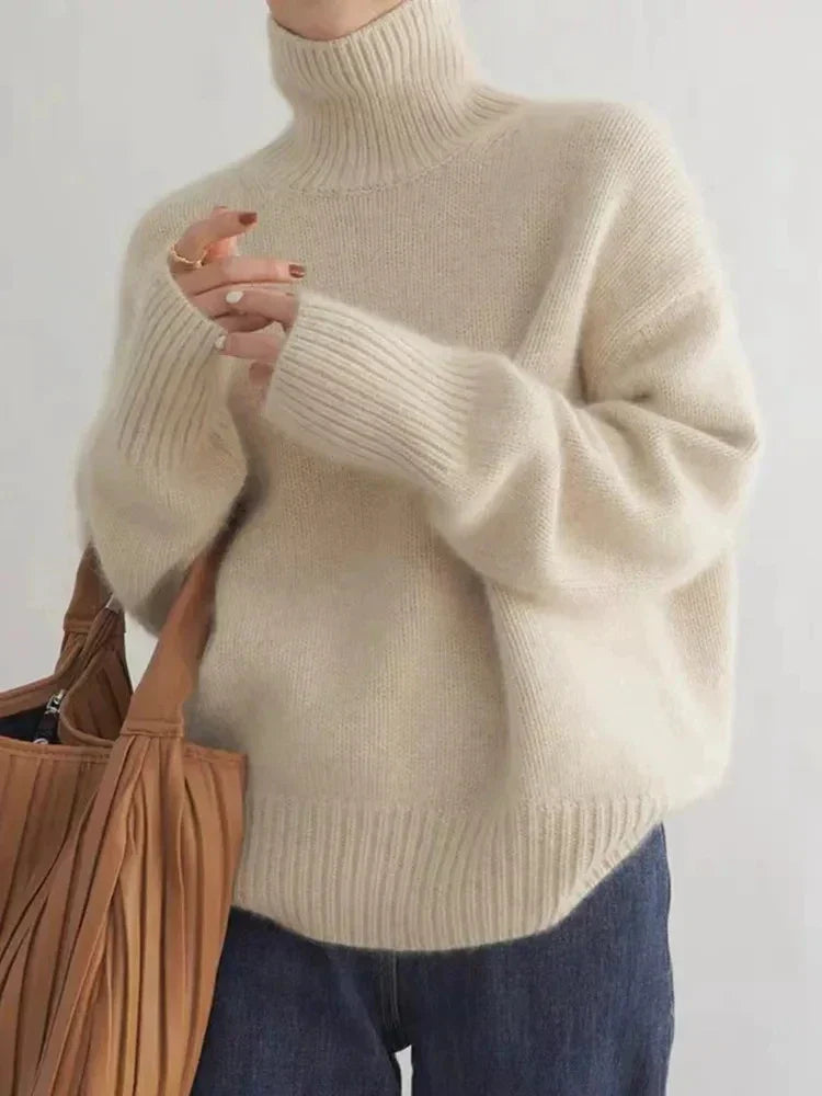 Eliza | Fashionable turtleneck sweater