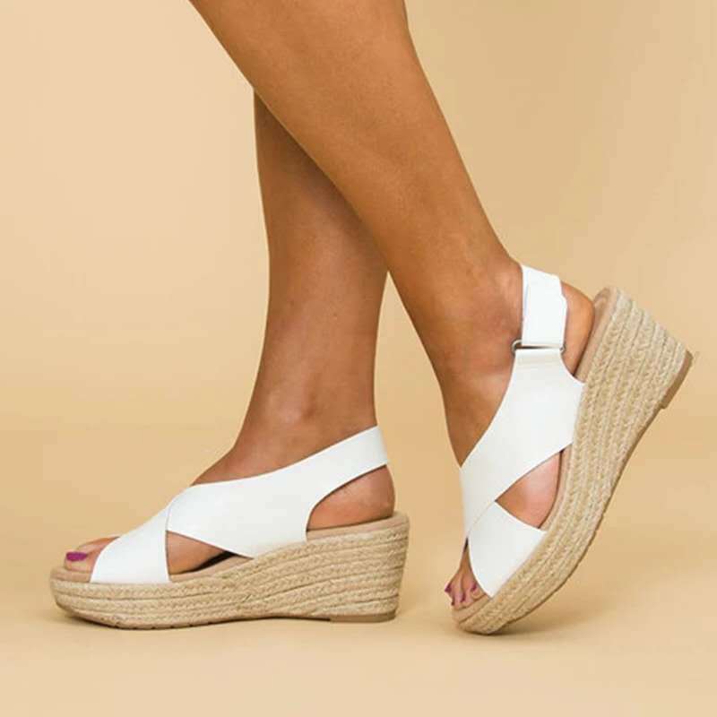 Delia | Stylish orthopedic sandals