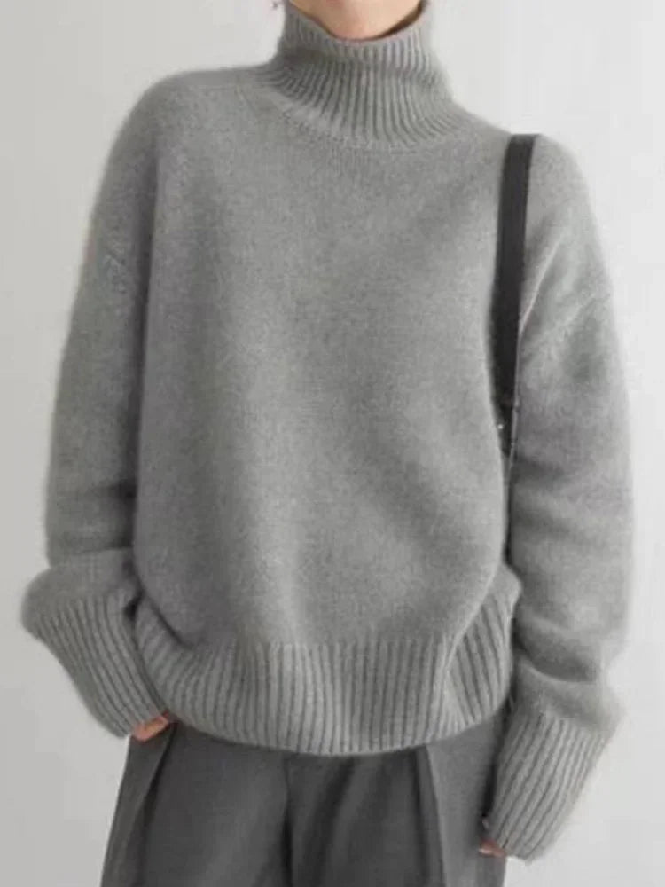 Eliza | Fashionable turtleneck sweater