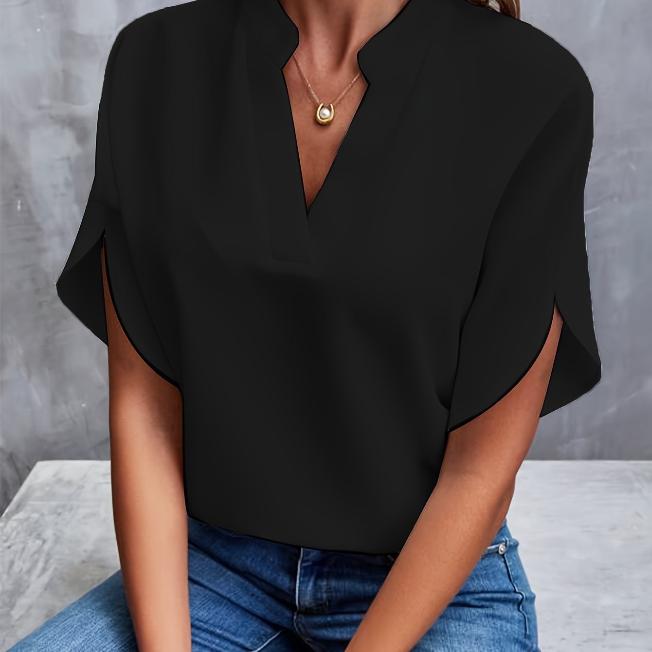 Anna | Light and elegant blouse