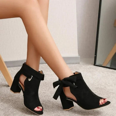 Stephanie | Stylish retro heels