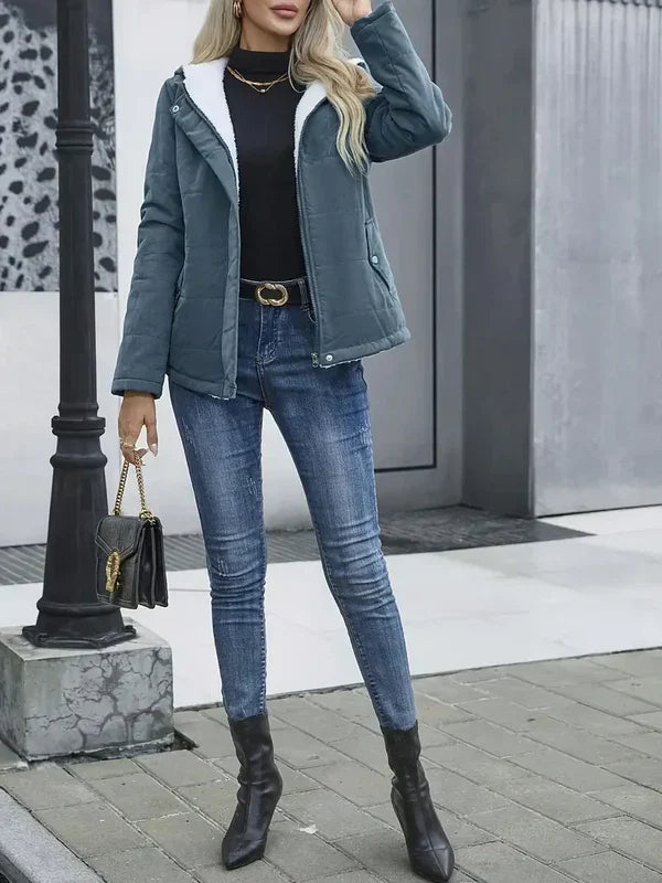 Clara | Elegant coat with hood