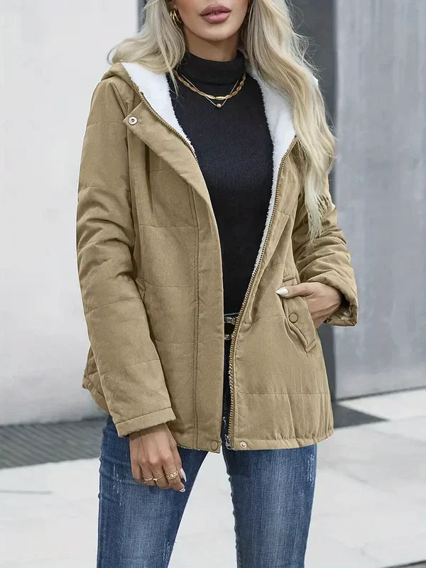 Clara | Elegant coat with hood
