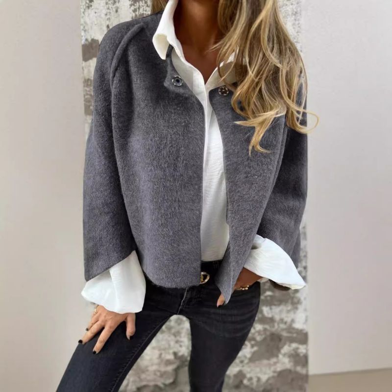 Willa | Fashionable short coat for women