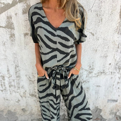 Maria | V-neck zebra print two-piece set