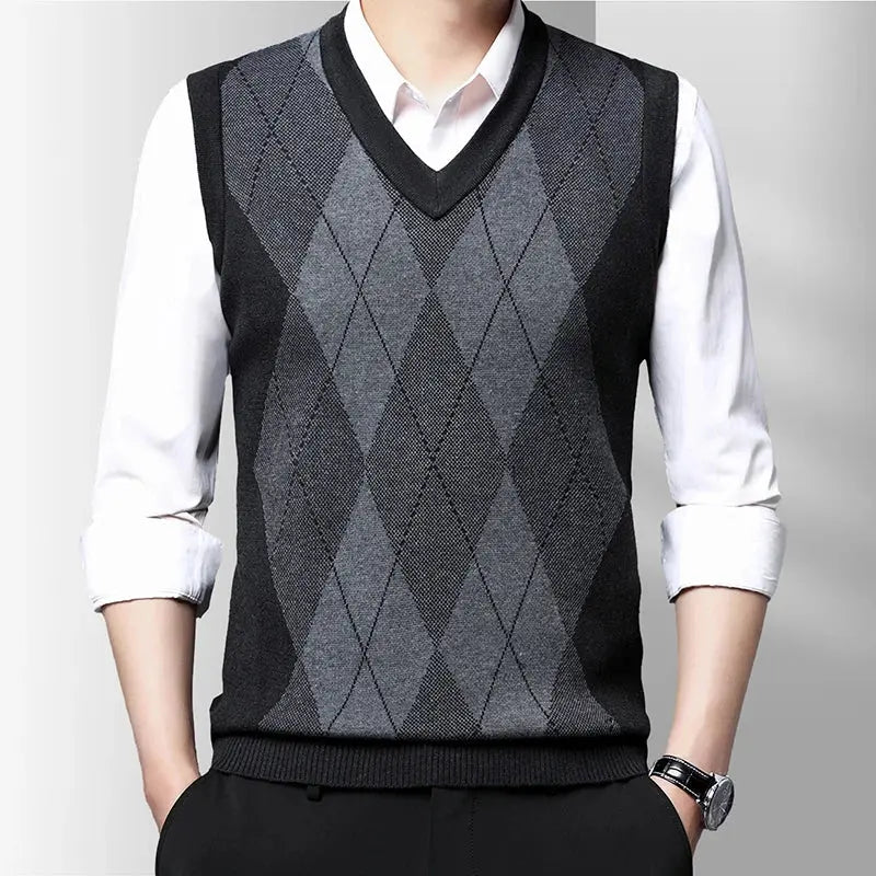 Academic Essential Knit Vest - Cross & Crown Cross & Crown