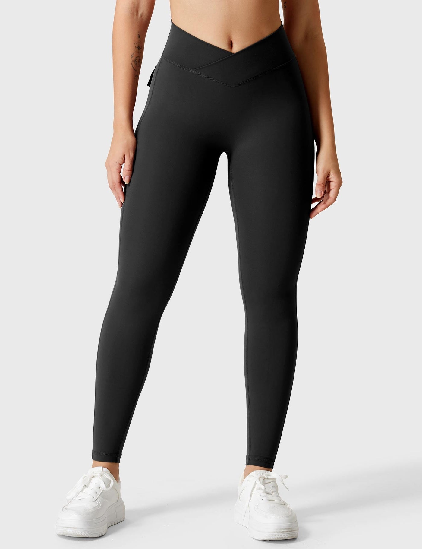 Addison | Trendy V-waistband Charm Leggings